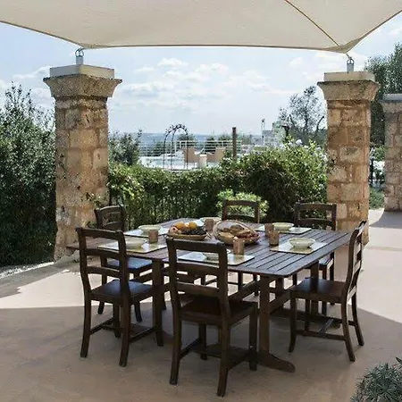 Altomare Villa *
